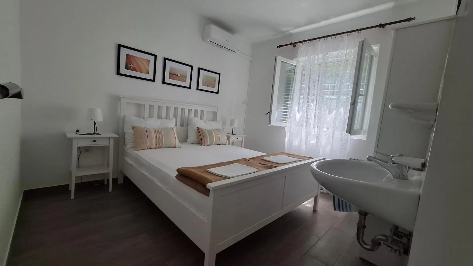Holiday home Barbat 249 Villa Barbat na Rabu Croatia